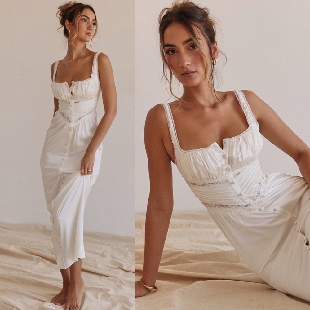 House of CB “Illiana” NWOT Real Silk Maxi Dress